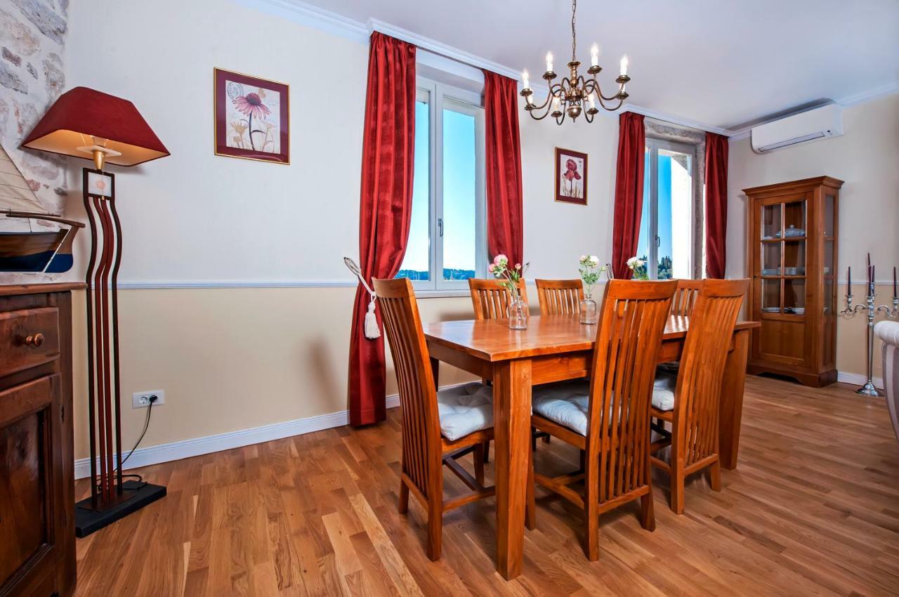 Adriatic Royal Sea View Apartment Ρόβινι Εξωτερικό φωτογραφία