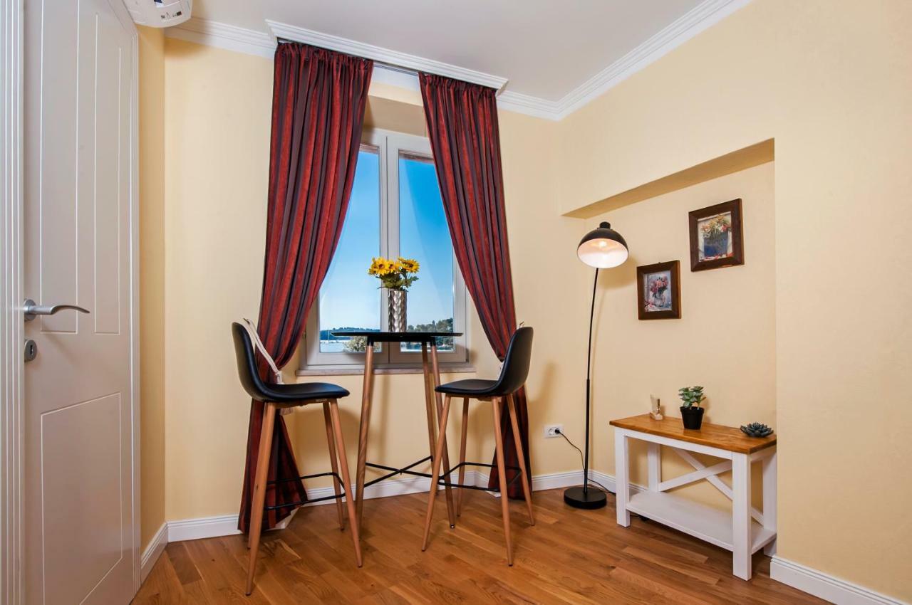 Adriatic Royal Sea View Apartment Ρόβινι Εξωτερικό φωτογραφία