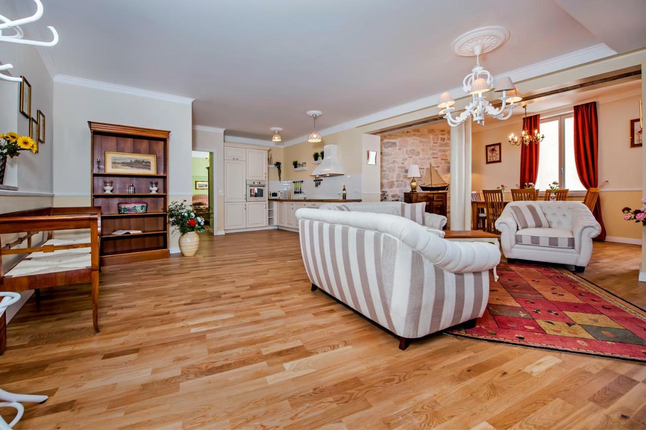Adriatic Royal Sea View Apartment Ρόβινι Εξωτερικό φωτογραφία