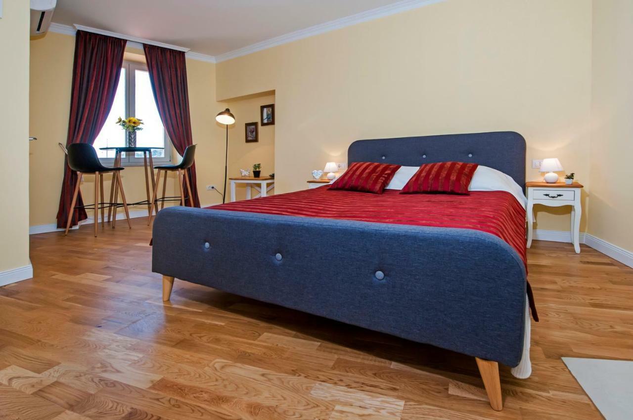 Adriatic Royal Sea View Apartment Ρόβινι Εξωτερικό φωτογραφία